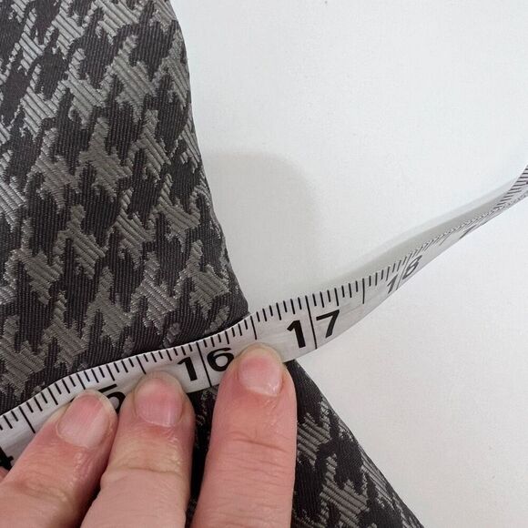 Banana Republic gray and black silk blend Houndstooth sheath dress with pockets - Picture 4 of 10